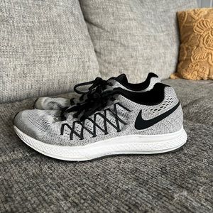 nike pegasus running shoes (my favorite line of running shoes!)